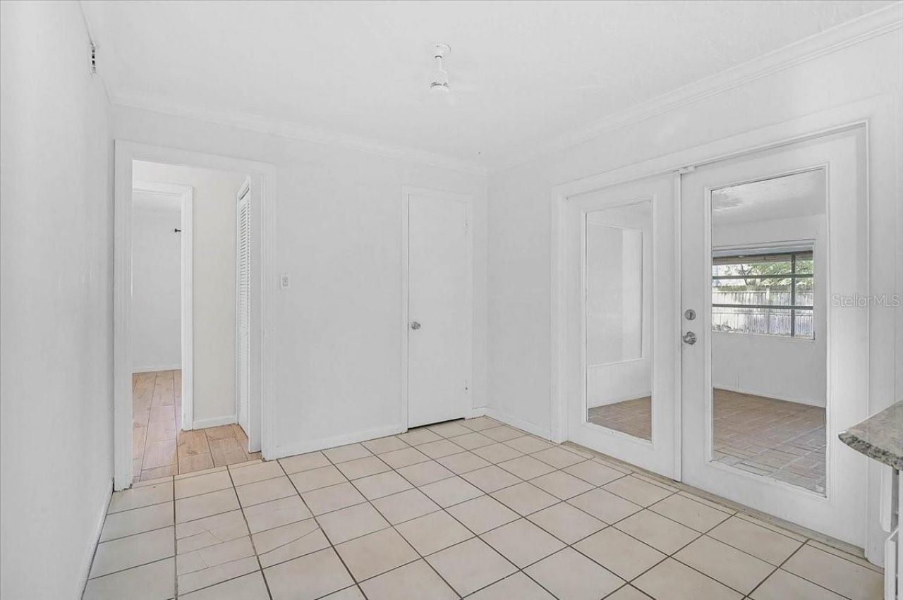 345 S Tuttle Avenue , Sarasota, FL 34237 Photo