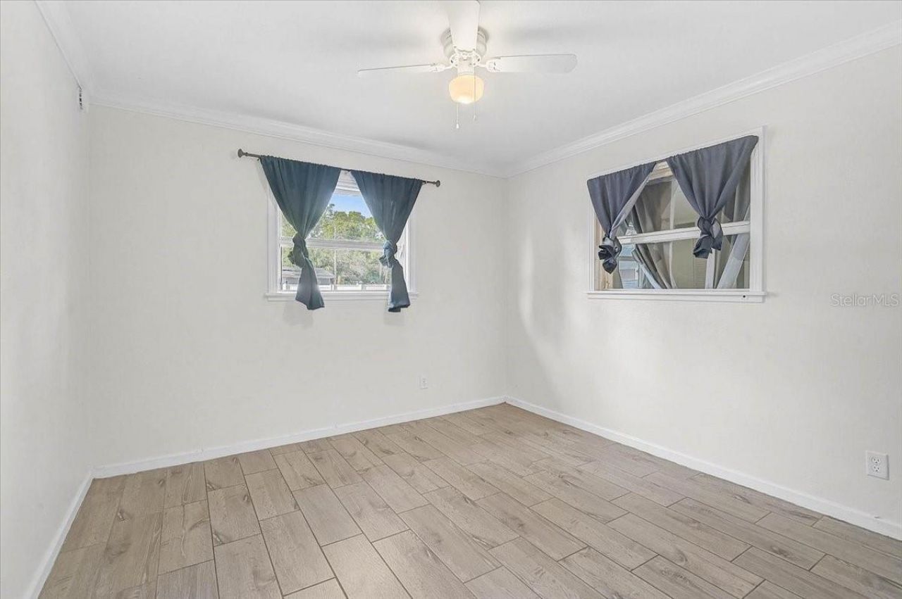 345 S Tuttle Avenue , Sarasota, FL 34237 Photo
