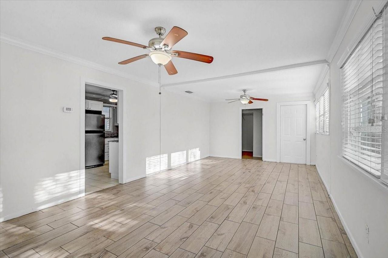 345 S Tuttle Avenue , Sarasota, FL 34237 Photo
