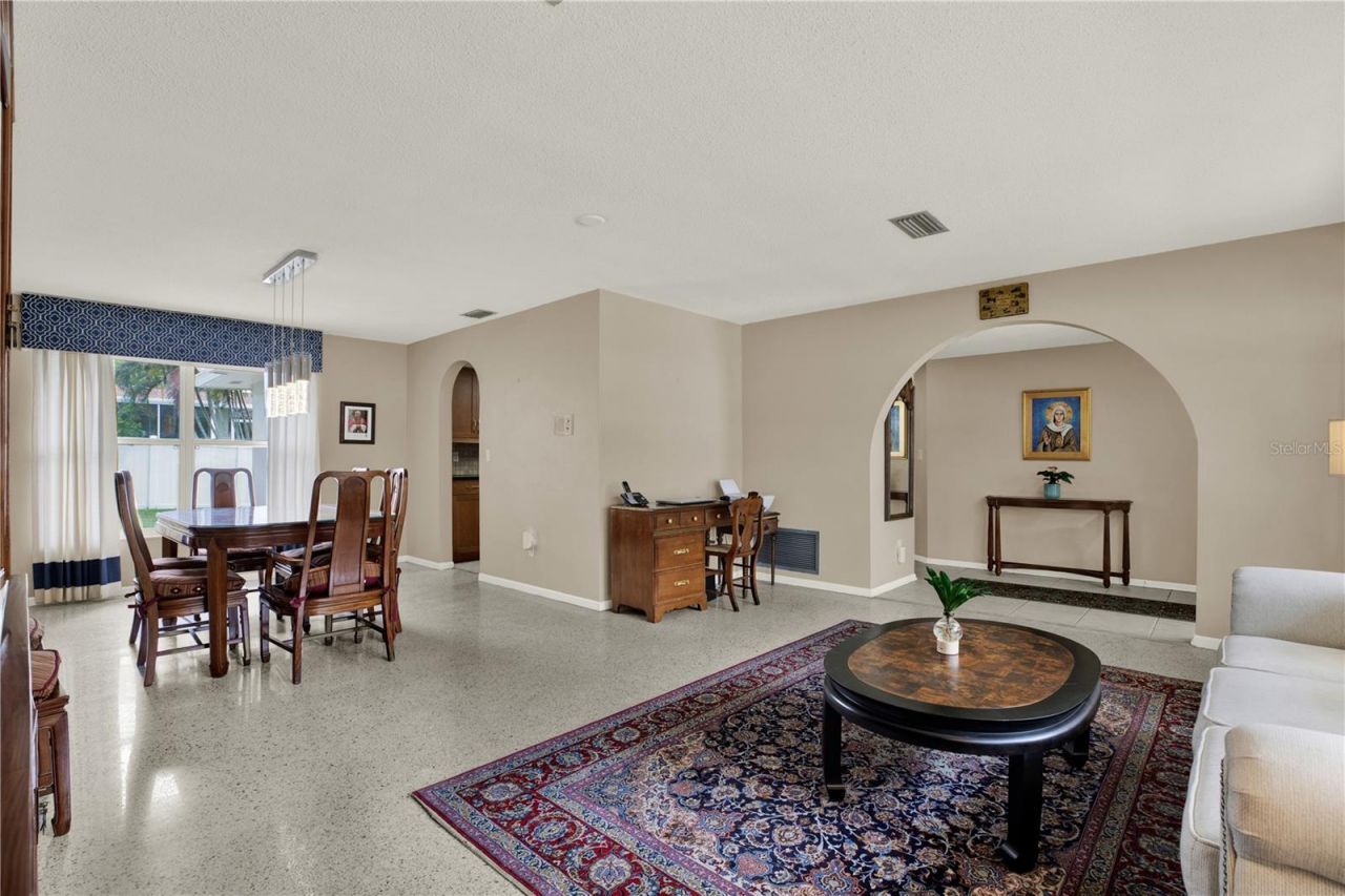 11235 Apache Place, Largo, FL 33774 Photo