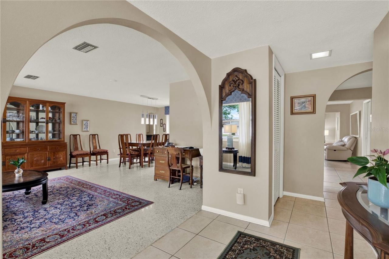 11235 Apache Place , Largo, FL 33774 Photo