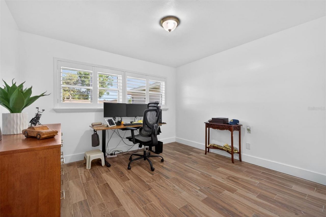 1501 N Dakota Avenue Ne, Saint Petersburg, FL 33703 Photo