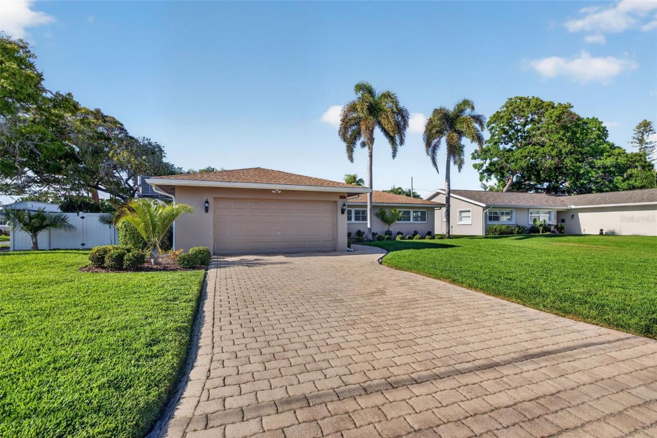 1501 N Dakota Avenue Ne, Saint Petersburg, FL 33703 Photo