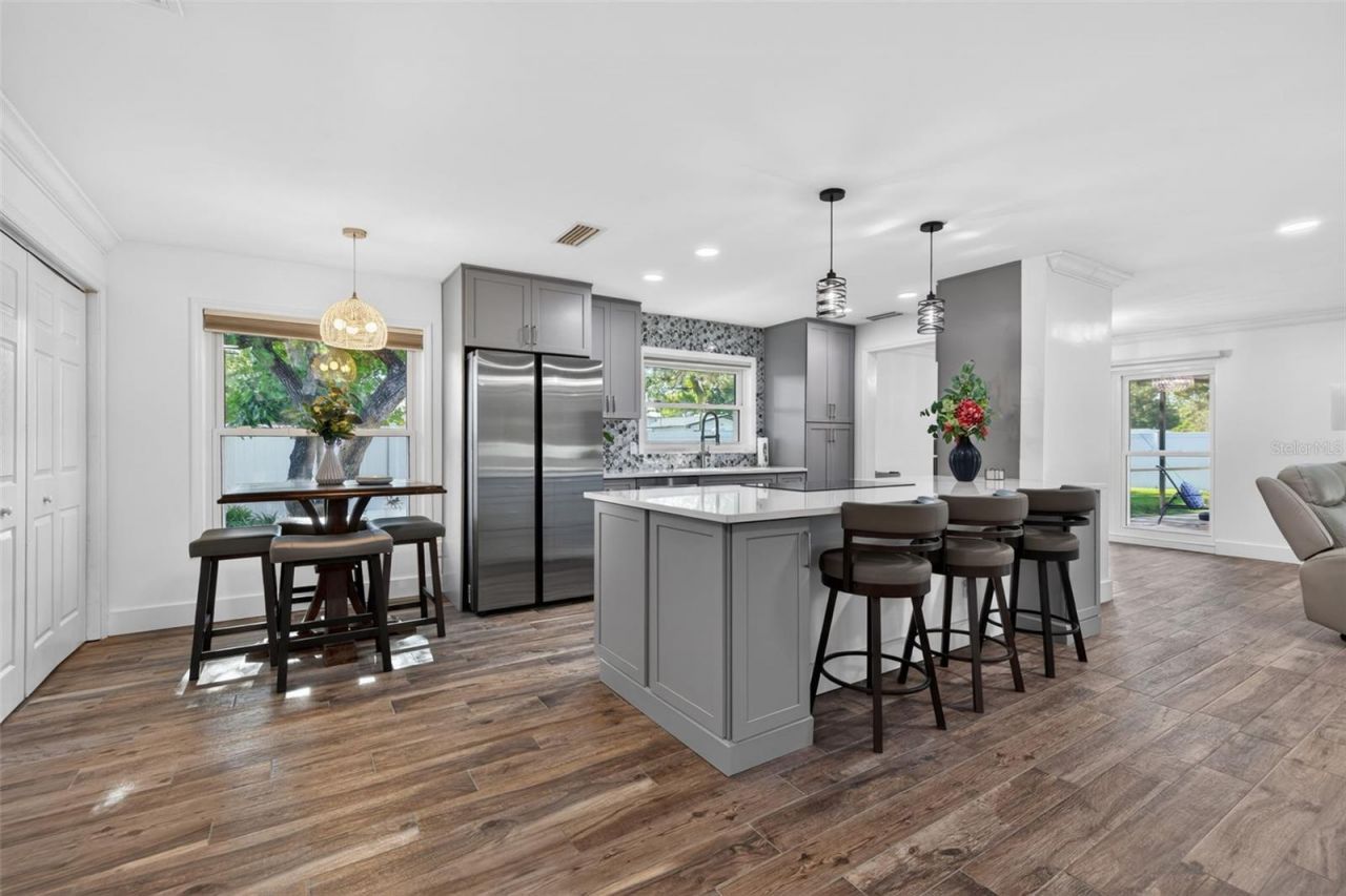 1501 N Dakota Avenue Ne, Saint Petersburg, FL 33703 Photo