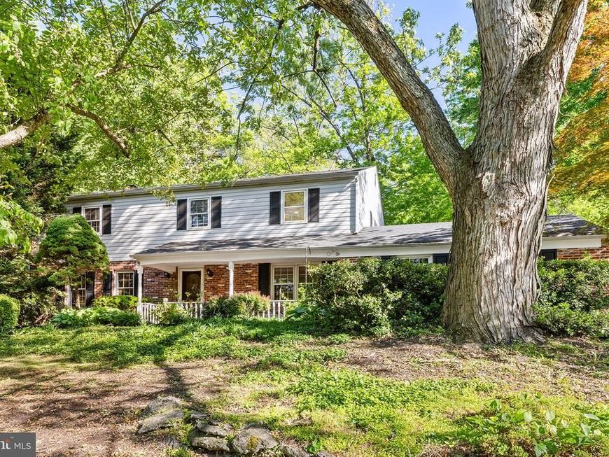 563 Applewood Drive , Fort Washington, PA 19034 Main Photo