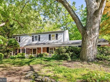563 APPLEWOOD DRIVE, FORT WASHINGTON, PA 19034