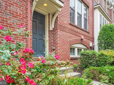 2619 S KENMORE COURT, ARLINGTON, VA 22206