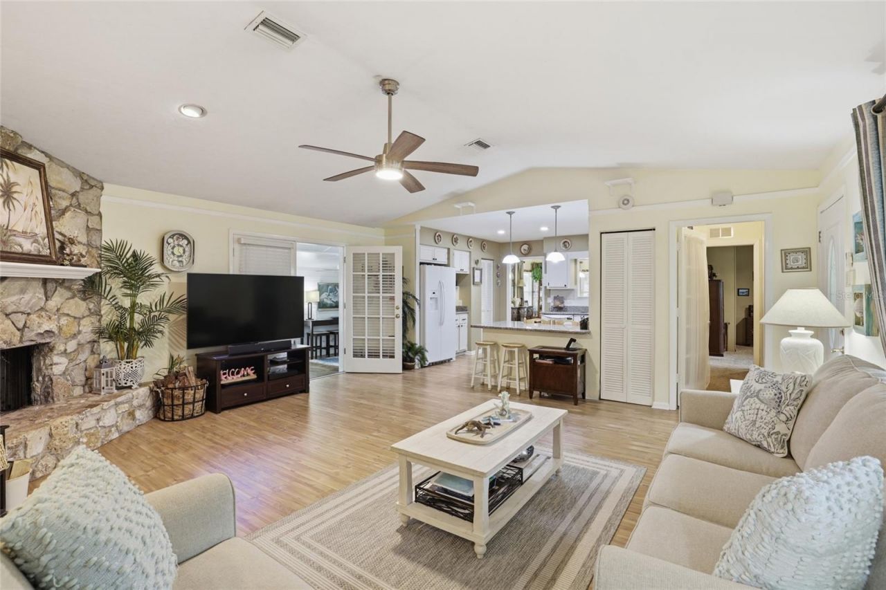 710 SW 77th Terrace , Gainesville, FL 32607 Photo