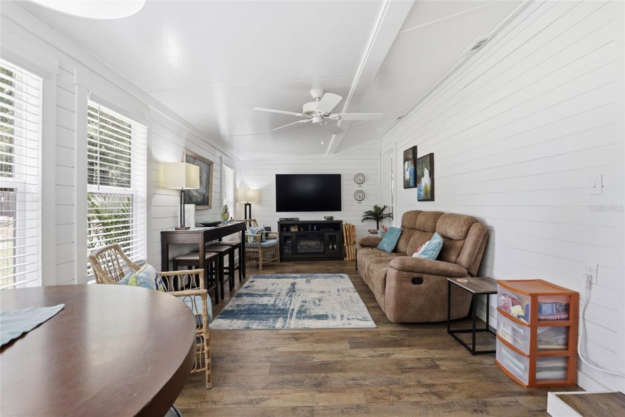 710 SW 77th Terrace , Gainesville, FL 32607 Photo