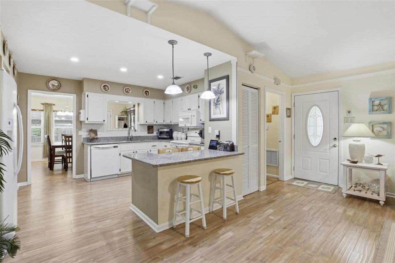 710 SW 77th Terrace , Gainesville, FL 32607 Photo