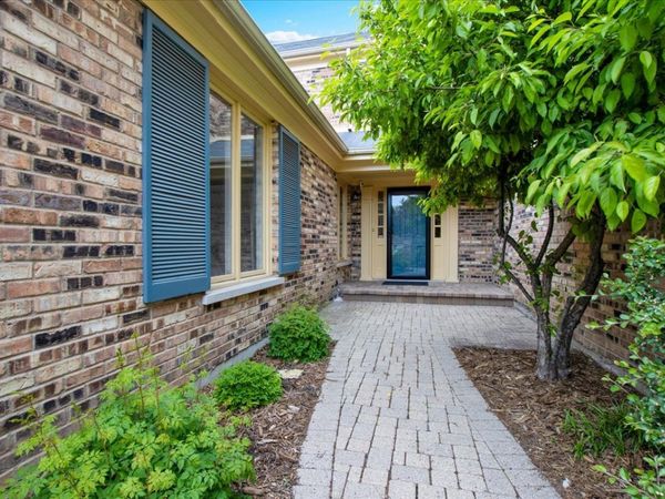 7 The Court Of Island Point , Northbrook, IL 60062