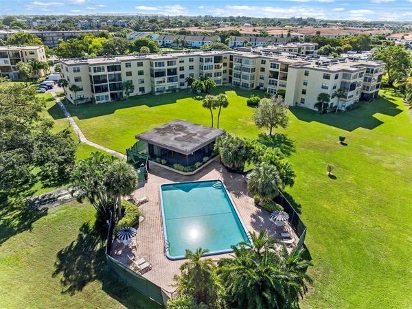 9355 SW 8th Street, Unit 109, Boca Raton, FL 33428