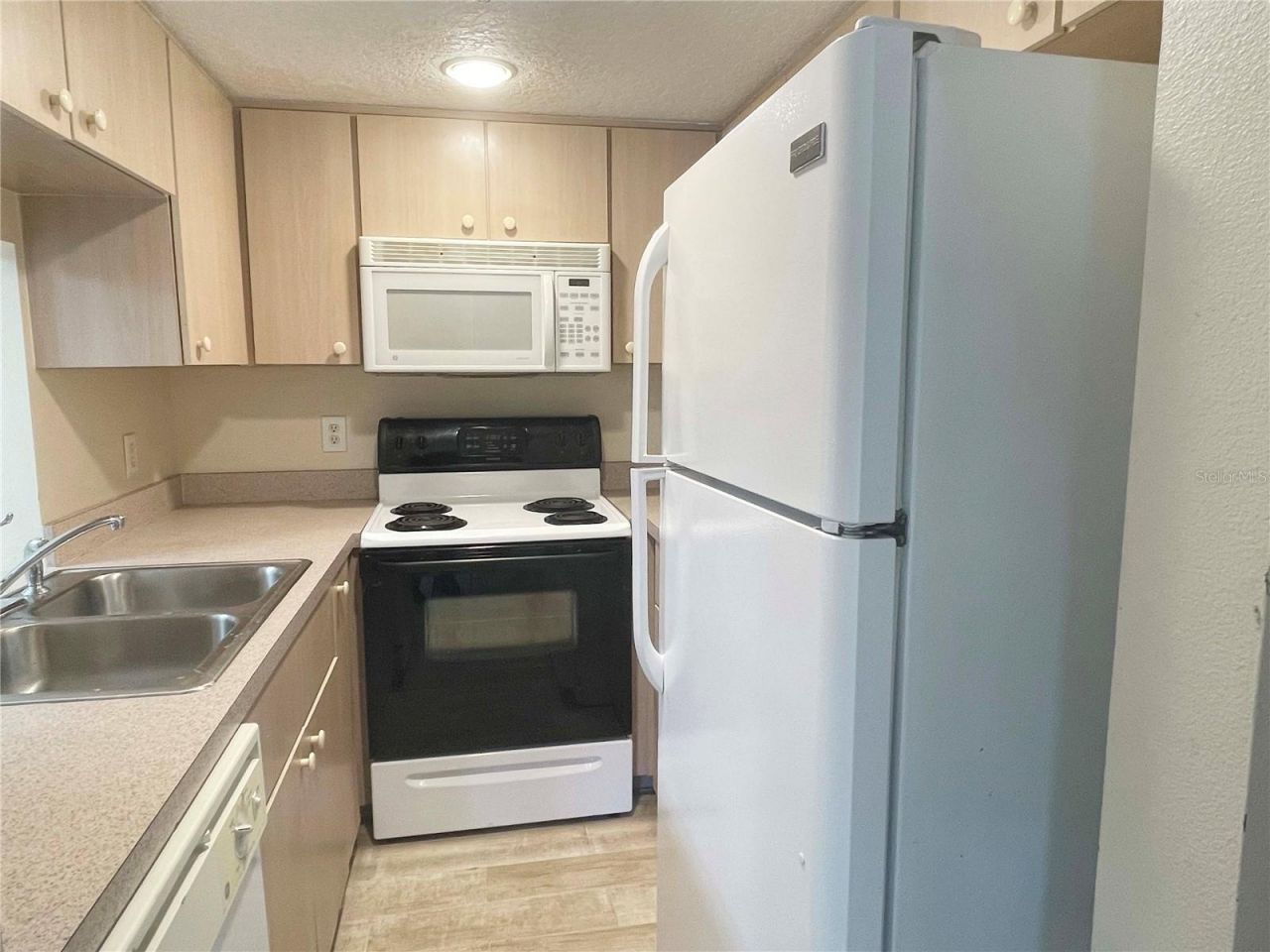 1122 S Pine Ridge Circle , Unit 1122, Sanford, FL 32773 Photo
