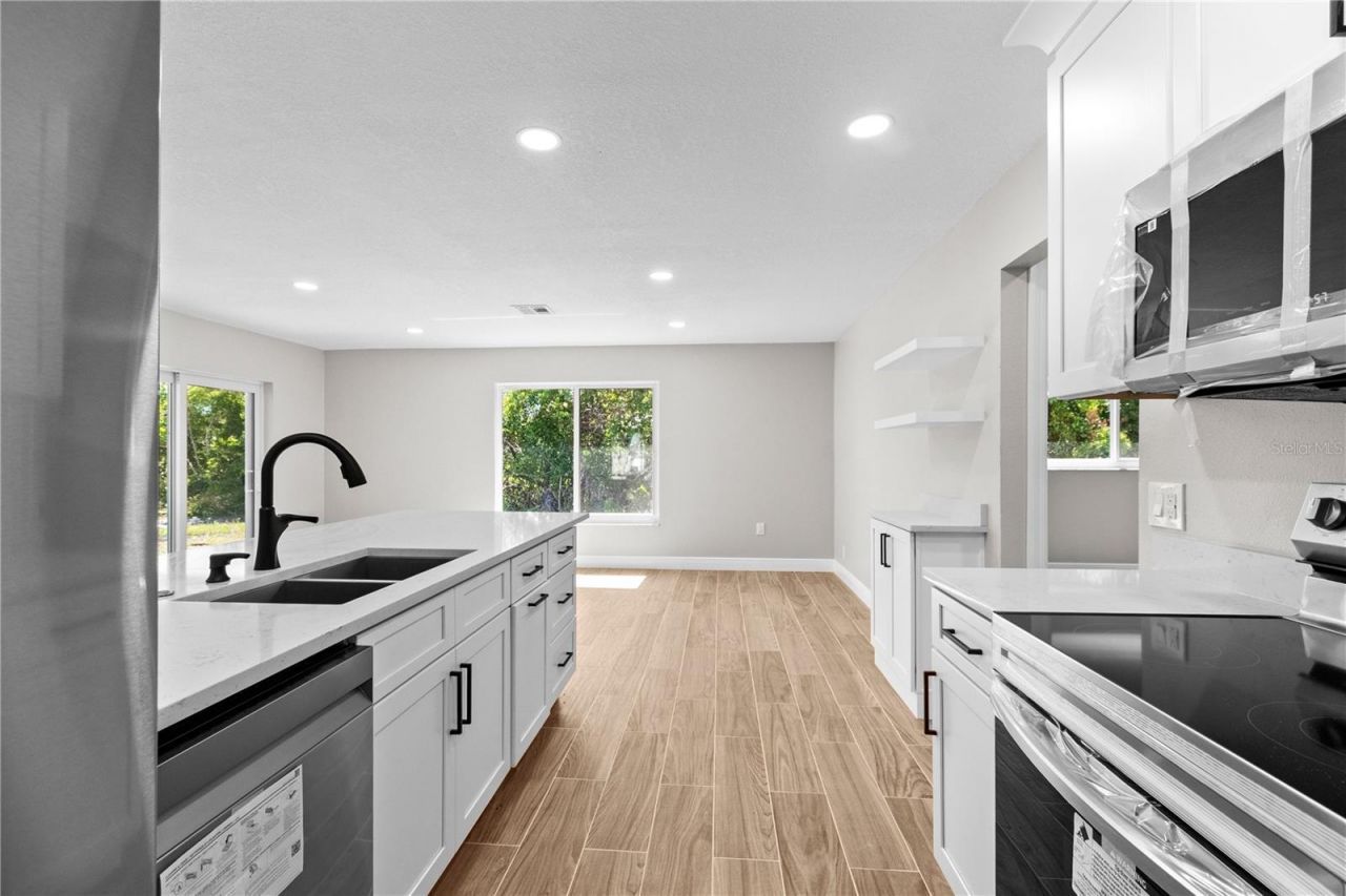 901 24th Avenue W, Palmetto, FL 34221 Photo