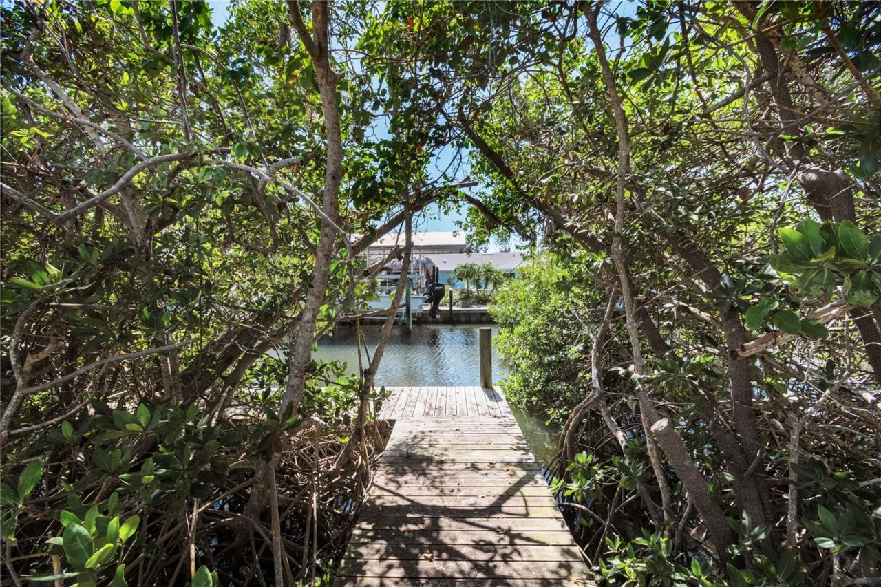 901 24th Avenue W, Palmetto, FL 34221 Photo
