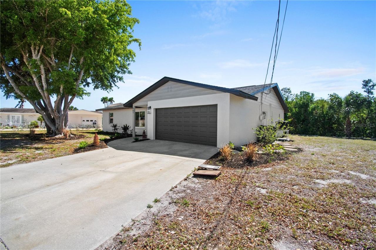901 24th Avenue W, Palmetto, FL 34221 Photo
