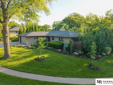 1509 Skyline Drive, Lincoln, NE 68506