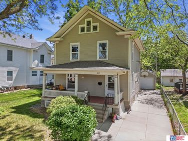 3237 R Street , Lincoln, NE 68503