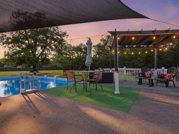 32 S Quail Drive, Ninnekah, OK 73067