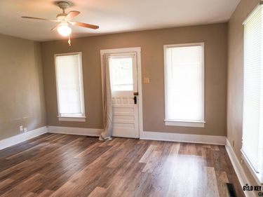 488 N 4th Street, Tecumseh, NE 68450