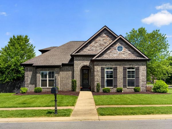 3008 Palomar Dr , Murfreesboro, TN 37129