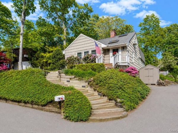 42 Shady Lane , Huntington, NY 11743
