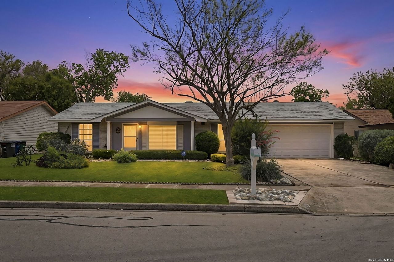 9526 Gold Hill, San Antonio, TX 78245 Main Photo