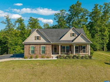 302 MANOR BLVD , Palmyra, VA 22963