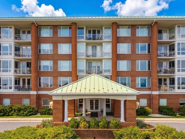 500 CRESTWOOD DR, Unit 2604, Charlottesville, VA 22903