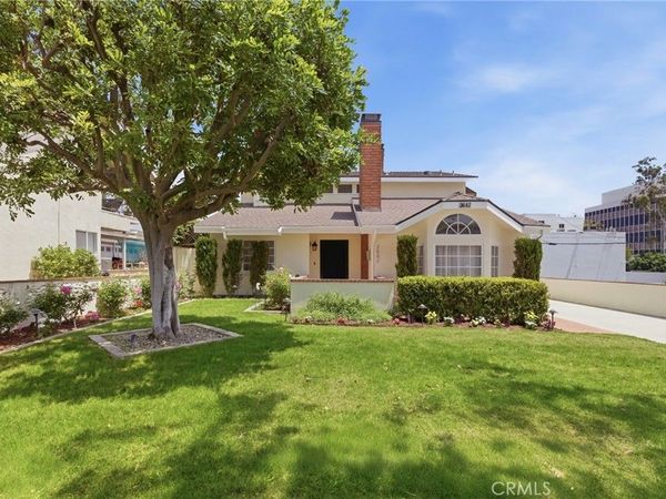 3642 Locust Ave, Long Beach, CA 90807