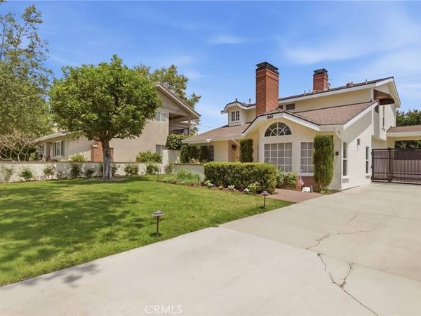 3642 Locust Ave, Long Beach, CA 90807