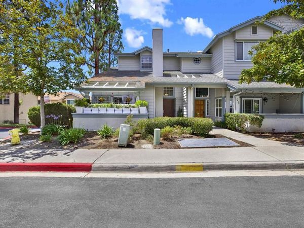 3218 Old Bridgeport way, San Diego, CA 92111