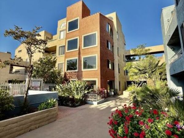 550 Orange Avenue, Unit 337, Long Beach, CA 90802