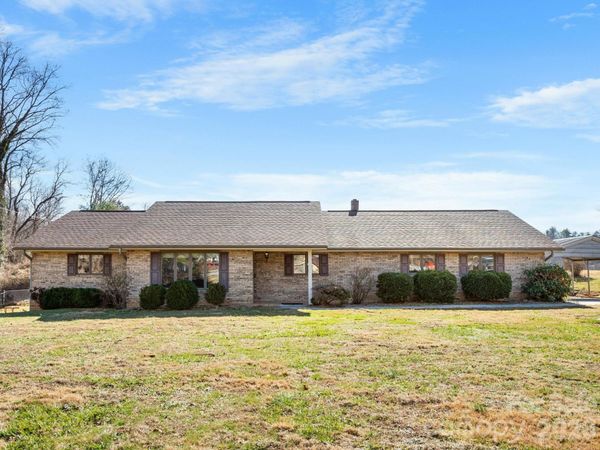 1287 Charlotte Highway , Fairview, NC 28730