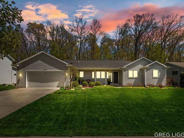 6920 Rex Drive NE, Rockford, MI 49341