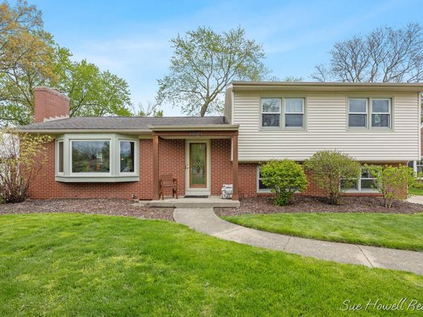 2102 Ontonagon Avenue SE, Grand Rapids, MI 49506
