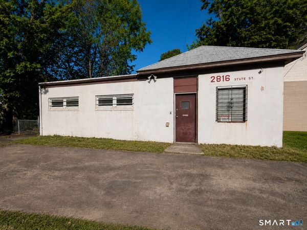 2816 State, Hamden, CT 06517