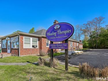 83 Boston Post , Waterford, CT 06385