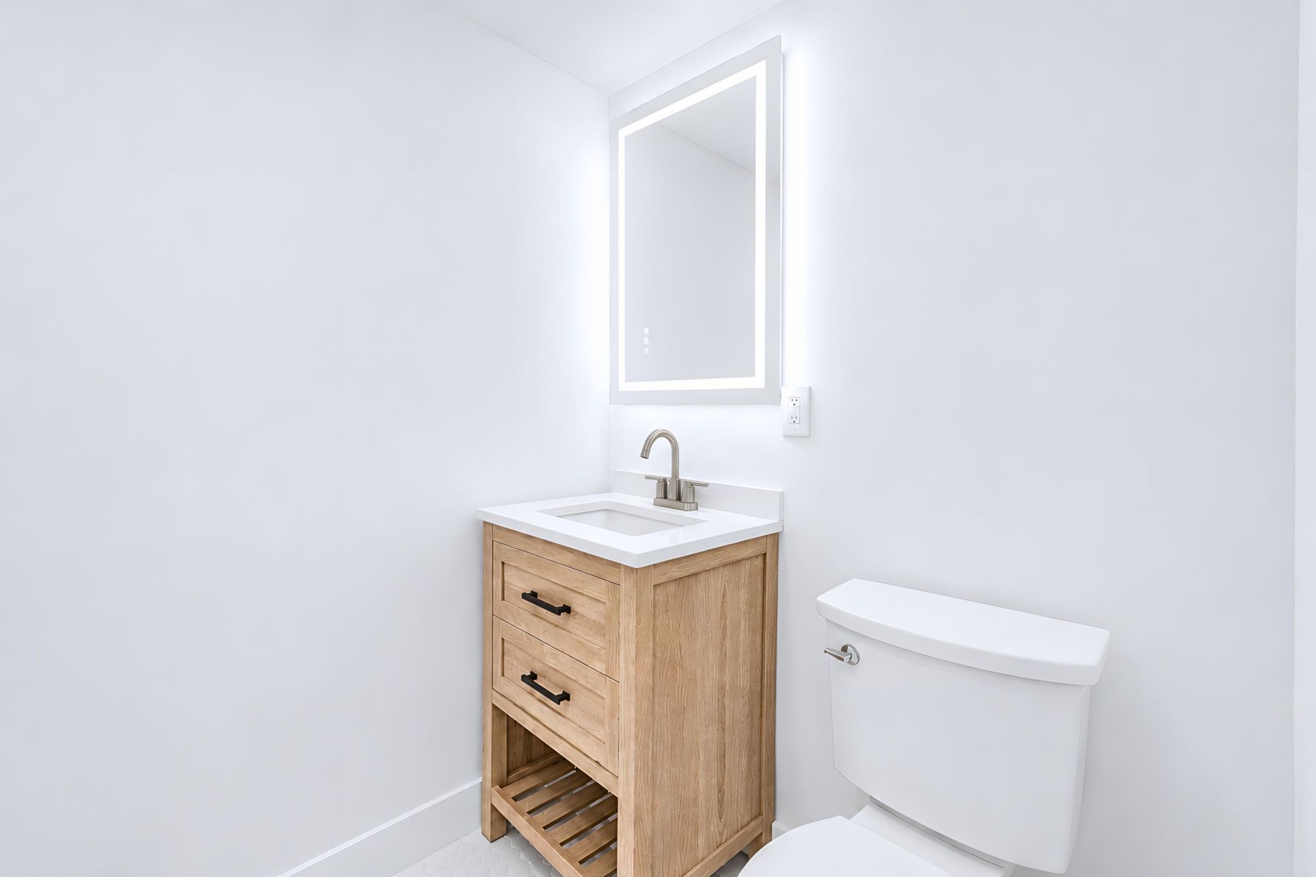 3230 S Ocean Boulevard, Unit E-410, Palm Beach, FL 33480 Photo