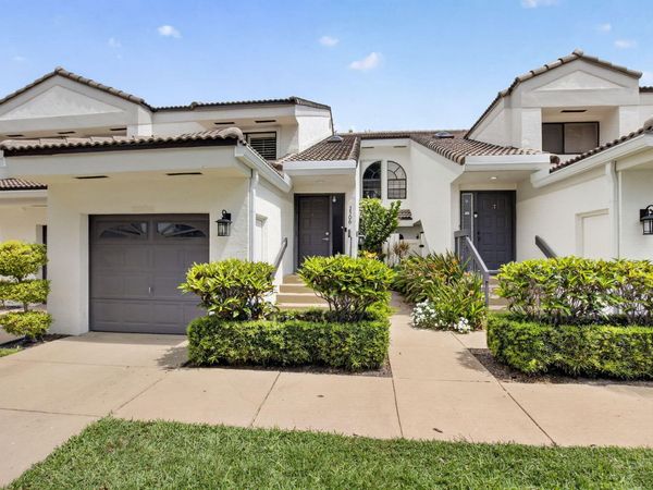 2305 Aspen Way, Unit 2305, Boynton Beach, FL 33436