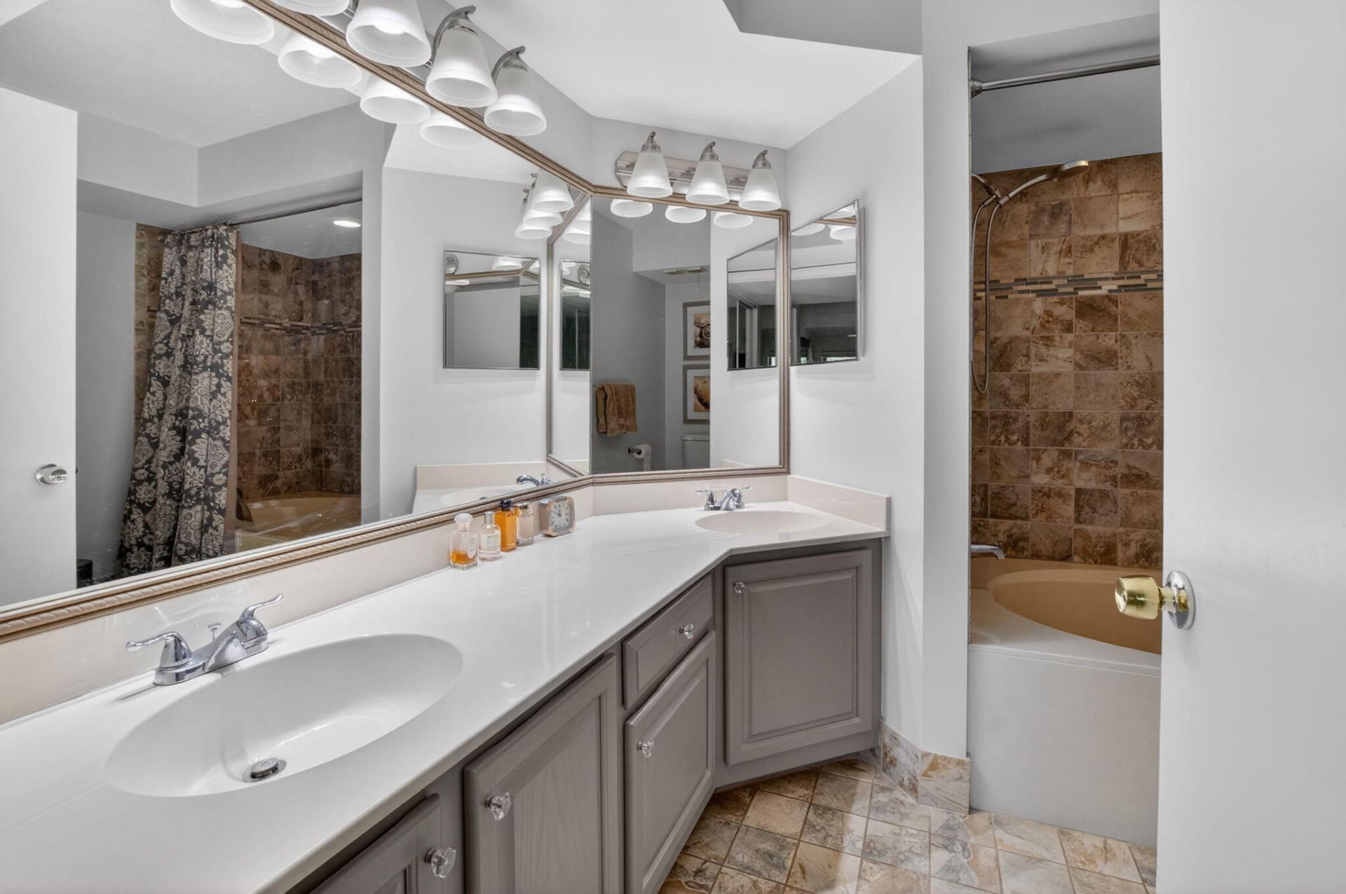 2305 Aspen Way, Unit 2305, Boynton Beach, FL 33436 Photo