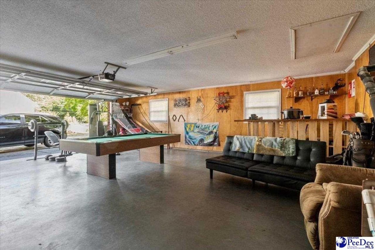 1705 Claremont Street Photo 35