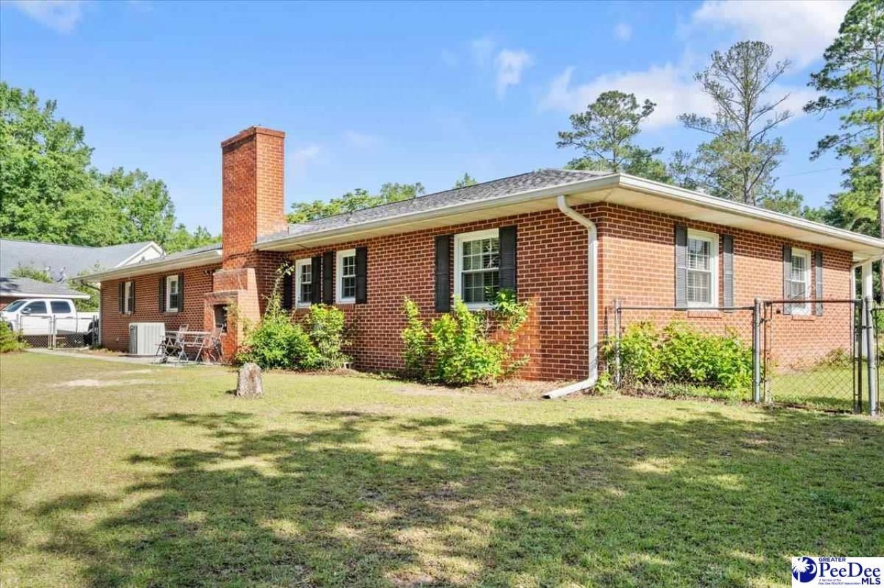 1705 Claremont Street Photo 37