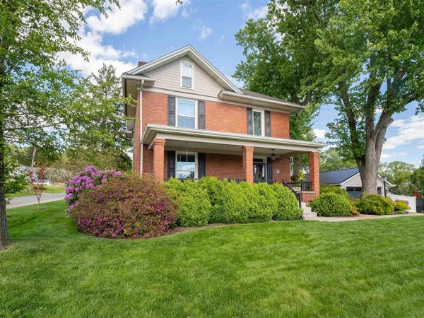 1360 Eastern Avenue, Morgantown, WV 26505