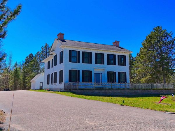 152 Brewer Drive, Chocolay Twp, MI 49855