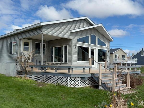 42720 Lakeshore Drive, Chassell Twp, MI 49916