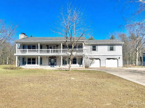 40 Ridge Road, Sands Twp, MI 49855