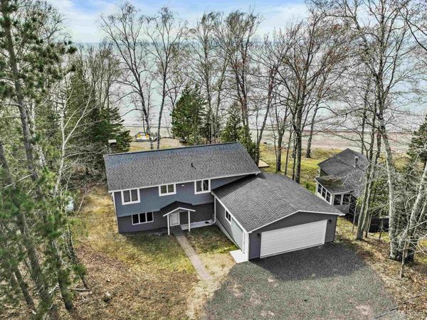 3957 Cedar Bay Road, Allouez Twp, MI 49913