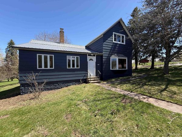 409 S Peck Street, Bessemer, MI 49911