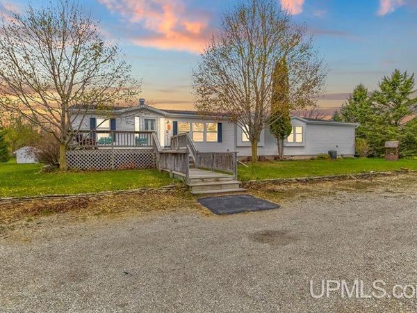 N4937 River Drive, Mellen Twp, MI 49893